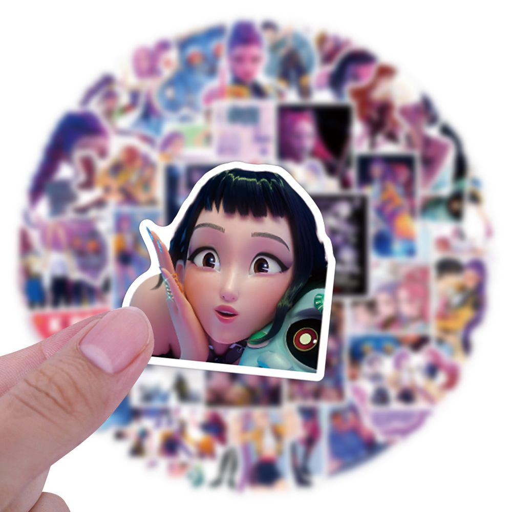 100 cartoon anime stickers are - Laptop Accessories For Office recensie en prijs